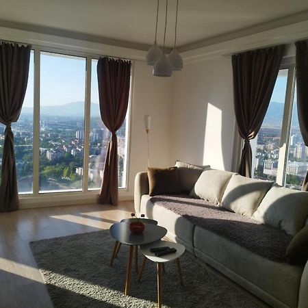 Skopje Sky City 19Th Floor Twin & 12Th Floor & 25Th & 33 Floor Apartments & With Pool & Spa & Gym & Parking Included In Price Exterior foto
