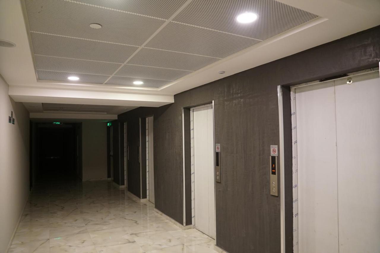 Skopje Sky City 19Th Floor Twin & 12Th Floor & 25Th & 33 Floor Apartments & With Pool & Spa & Gym & Parking Included In Price Exterior foto