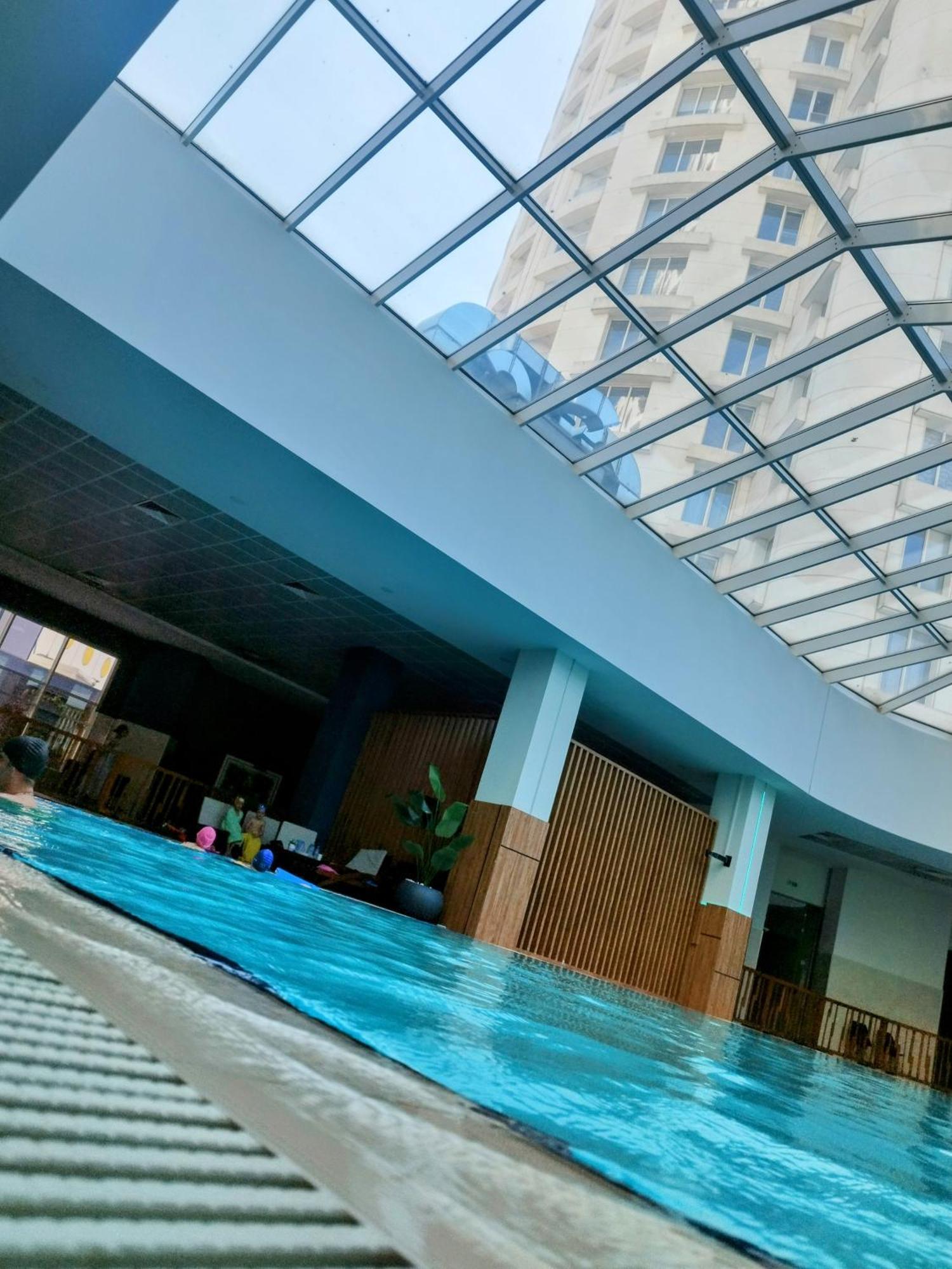 Skopje Sky City 19Th Floor Twin & 12Th Floor & 25Th & 33 Floor Apartments & With Pool & Spa & Gym & Parking Included In Price Exterior foto