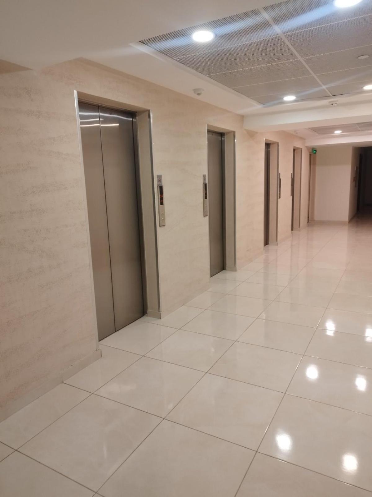 Skopje Sky City 19Th Floor Twin & 12Th Floor & 25Th & 33 Floor Apartments & With Pool & Spa & Gym & Parking Included In Price Exterior foto