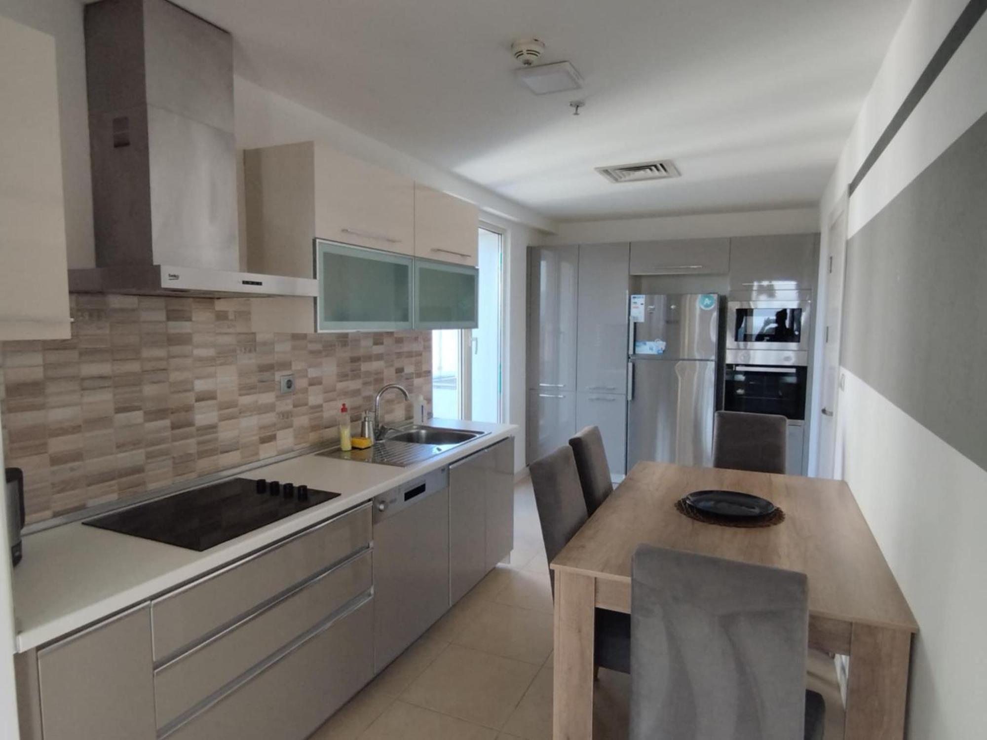 Skopje Sky City 19Th Floor Twin & 12Th Floor & 25Th & 33 Floor Apartments & With Pool & Spa & Gym & Parking Included In Price Exterior foto